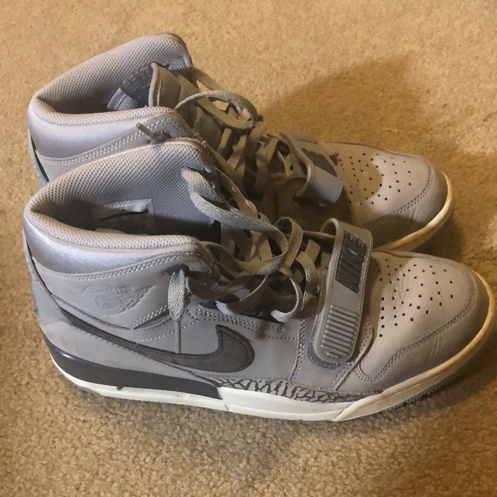 Grey Jordans Size 10